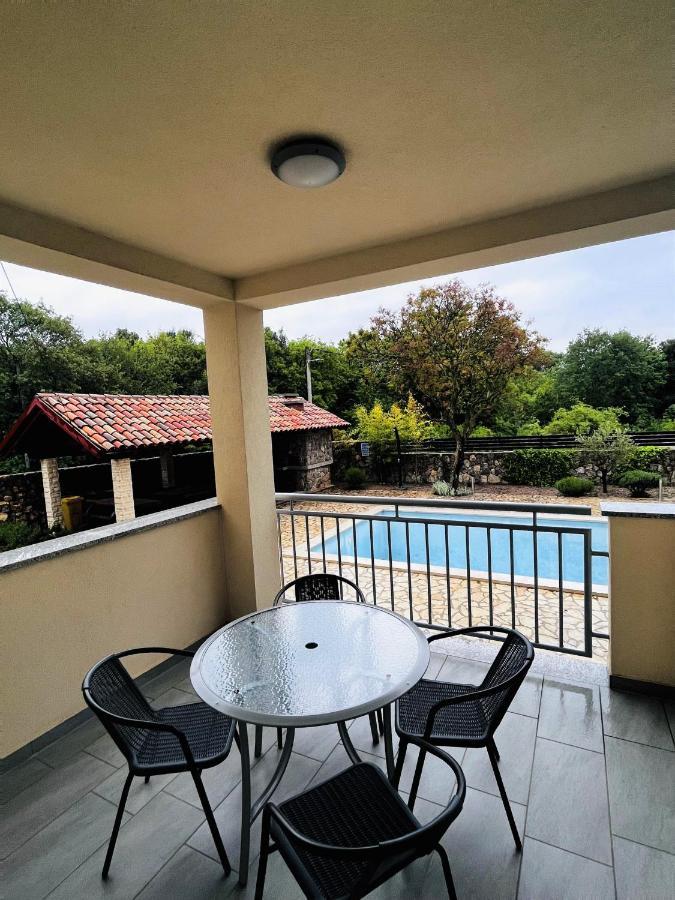 Apartmani Ivica Krk Town Buitenkant foto