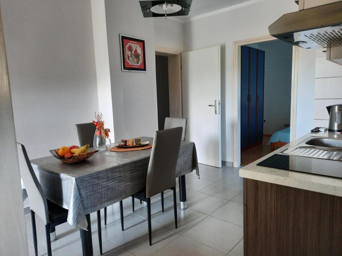 Apartmani Ivica Krk Town Buitenkant foto