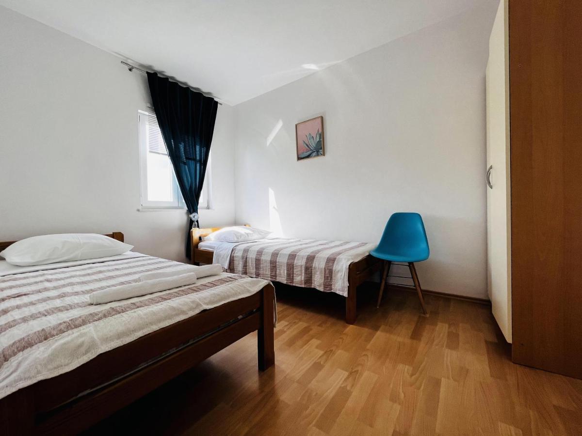 Apartmani Ivica Krk Town Buitenkant foto
